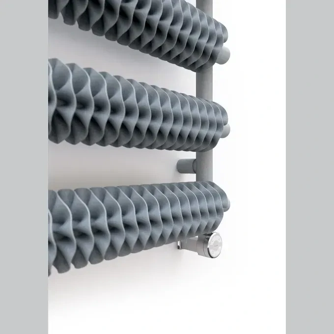 TERMA RIBBON T designový radiátor 1210 × 500 mm, Salt & Pepper, připojení SX (WGR2T121050-KSPPSX)