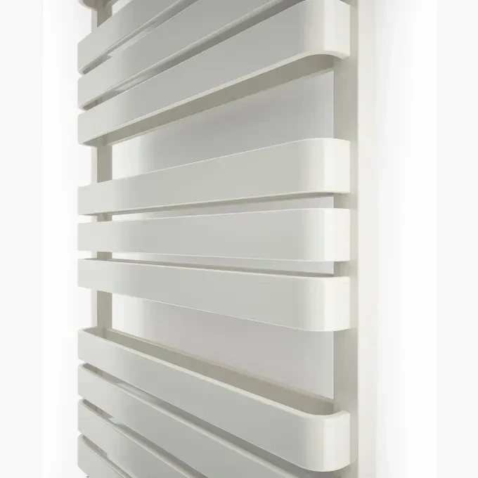 TERMA Warp T BOLD designový radiátor 1110 × 500 mm, Salt & Pepper, připojení SX (WGWTB111050-KSPPSX)
